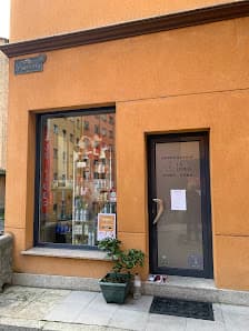 Galería de PERRUQUERIA LA LLUNA 2