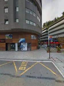 Galería de Perruqueria Salon Ikigai 3