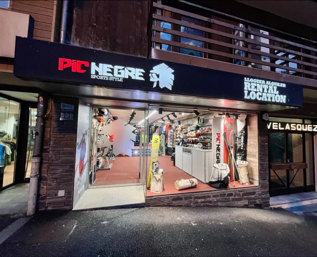 Galería de fotos: Pic Negre 17 - Pas de la casa 4