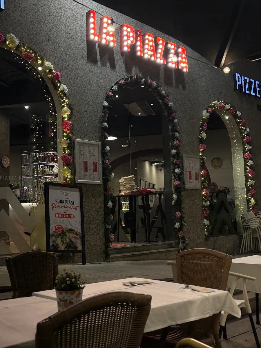 Pizzeria La Piazza