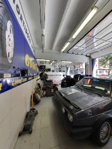 Galería de Pneumàtics Sam 4