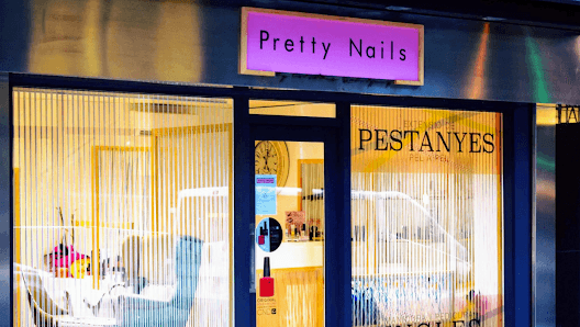 Pretty Nails by Cristina Rodrígues Salon De Bellesa