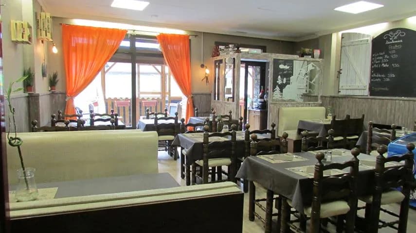 RESTAURANT PIZZERIA LA TAULA DELS AMICS