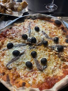 Galería de RESTAURANT PIZZERIA VENÈCIA 2