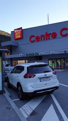 Galería de River Centre Comercial Sant Julià 3