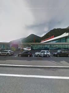 Ver galería de River Centro Comercial