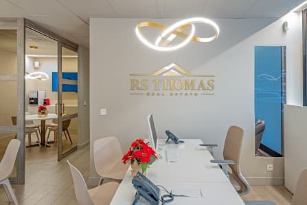 Galería de RS Thomas Real Estate · Inmobiliaria Andorra 4