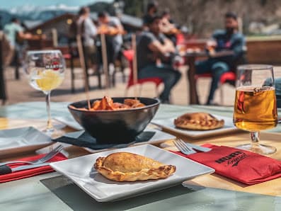 Ver galería de SURF ARINSAL- RESTAURANT & DISCOTECA