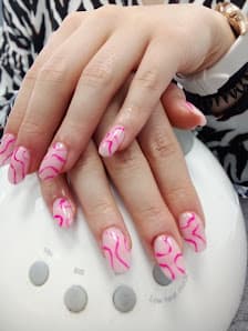 Galería de Sylvana Estetica Imagen Corporal Canillo 3