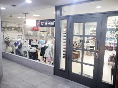 Galería de TOT A PUNT 2