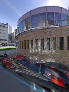 Galería de VEGVÍSIR Centre 3